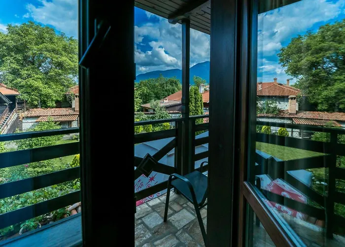 Къща за гости Kadiyata 3*