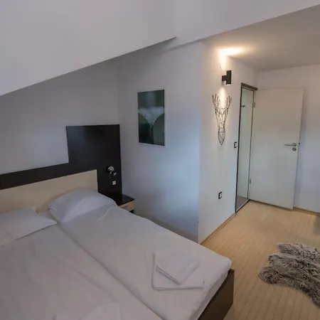 Kadiyata בית הארחה