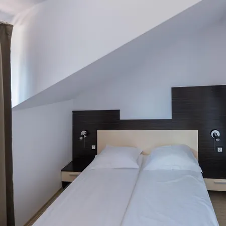 Kadiyata בית הארחה בנסקו