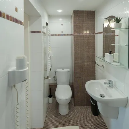 Kadiyata בית הארחה 3*